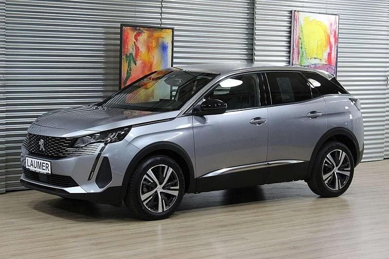 Gebraucht Peugeot 3008 Allure 136 PS (100 kW) 2024 Grau SUV