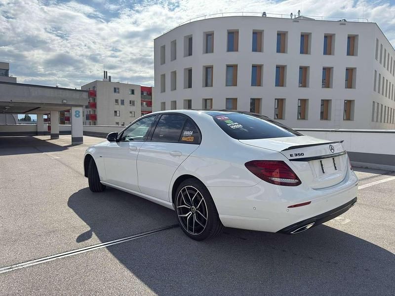 Gebraucht Mercedes E350 Avantgarde 211 PS (155 kW) 2017 Weiß Limousine