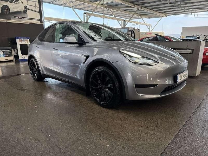 Gebraucht Tesla Model Y RWD 219 kW (299 PS) 2024 Silber SUV