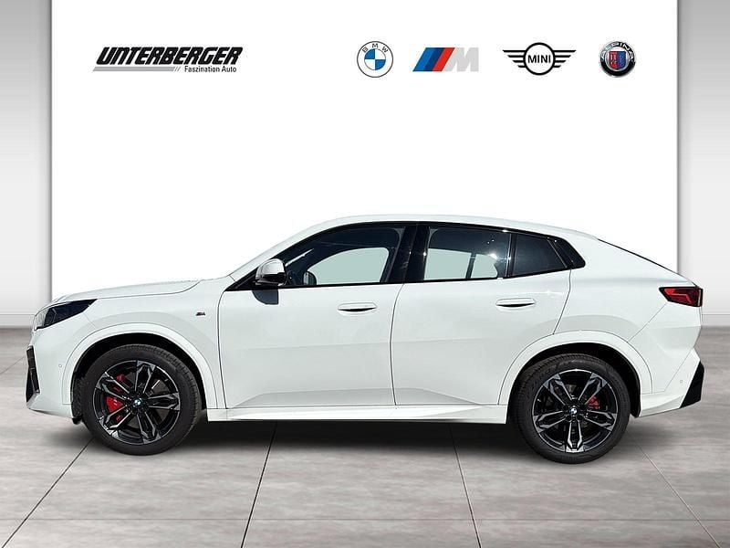 Gebraucht BMW X2 M Sport 156 PS (114 kW) 2024 Weiß SUV