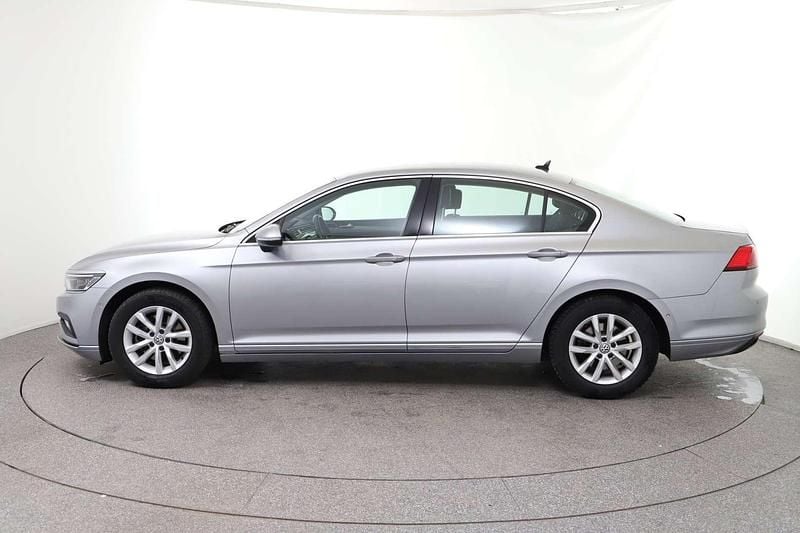 Gebraucht VW Passat Business 120 PS (88 kW) 2020 Silber Limousine