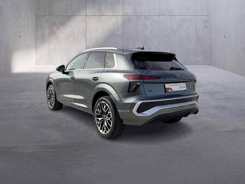 Neu Audi Q3 S-Line 272 PS (200 kW) 2025 Mittelgrau  metallicperleffekt SUV