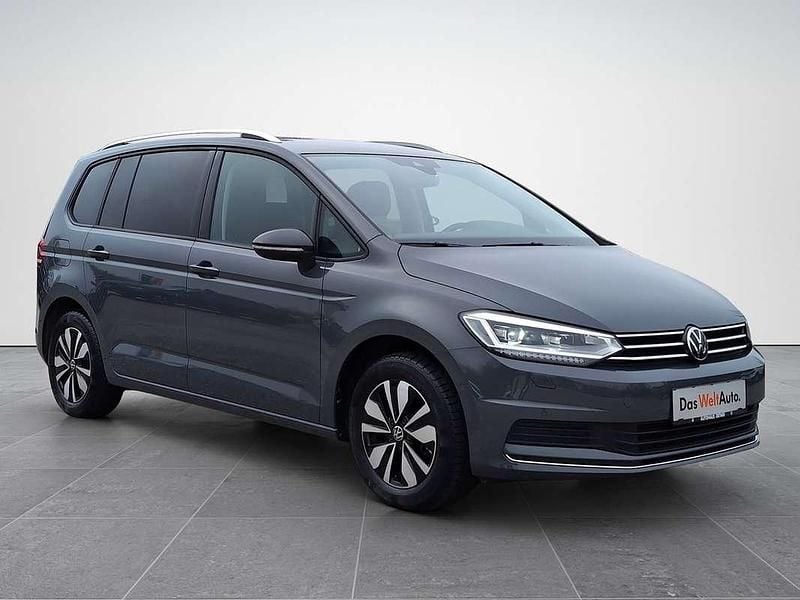Gebraucht VW Touran Life 150 PS (110 kW) 2025 Mittelgrau  metallic Van / Kleinbus