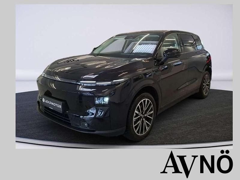 Neu Leapmotor B10 160 kW (218 PS) 2025 Grau SUV