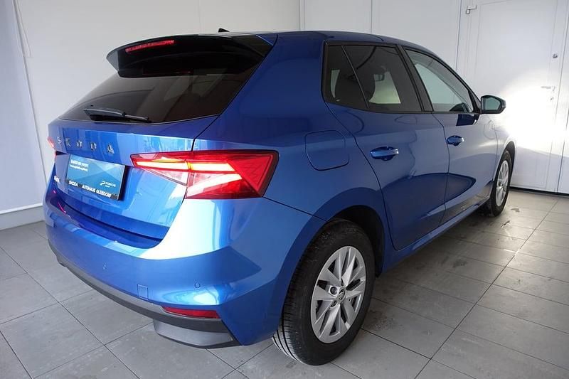 Gebraucht Skoda Fabia Selection 95 PS (69 kW) 2025 Mittelblau  metallic Kleinwagen