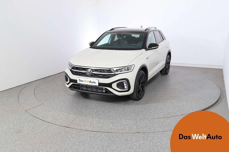 Hellgrau normal Gebraucht 2024 VW T-Roc R-line SUV | € 39.950 (Teuer) - Bild 1/4