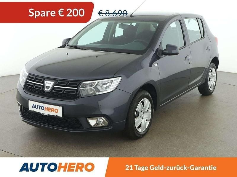 Grau Gebraucht 2017 Dacia Sandero Kleinwagen | € 8.490 (Fairer Preis) - Bild 1/3