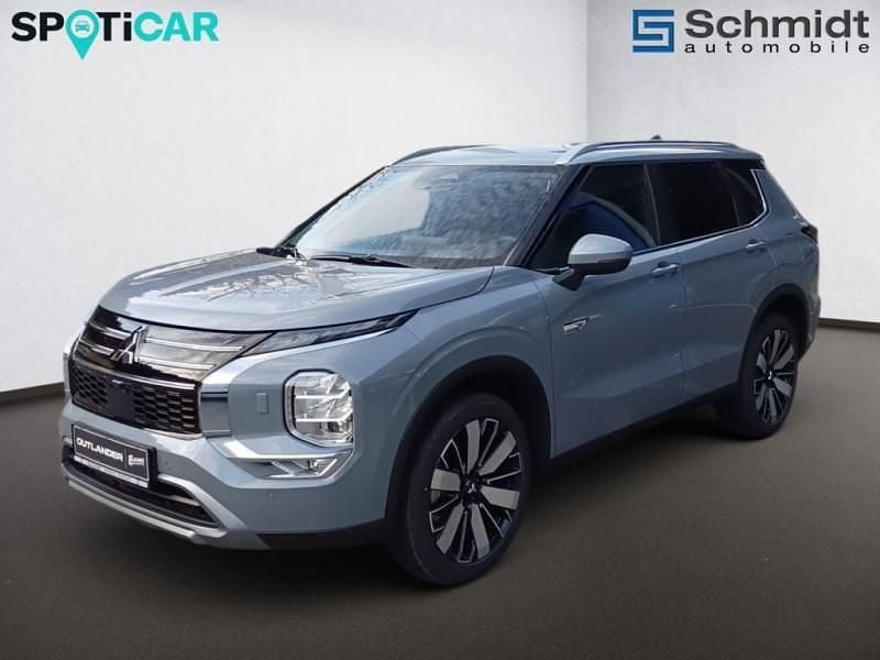 Neu Mitsubishi Outlander P-HEV Intense 136 PS (100 kW) 2025 Grau SUV