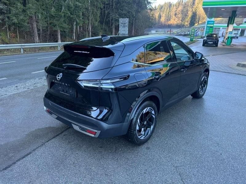 Neu Nissan Qashqai N-Connecta 158 PS (116 kW) 2025 Schwarz SUV