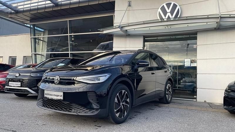 Schwarz metallic Neu 2025 VW ID.4 Pro SUV | € 43.490 (Guter Preis) - Bild 1/4