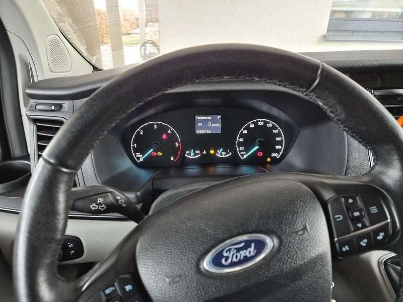Gebraucht Ford Tourneo Trend 131 PS (96 kW) 2019 Van / Kleinbus