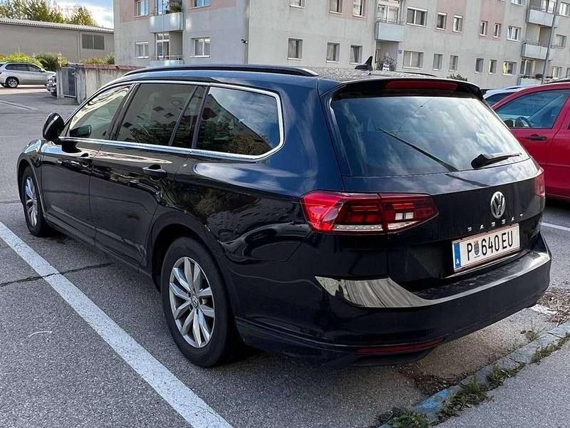 Gebraucht VW Passat Business 150 PS (110 kW) 2020 Schwarz Kombi