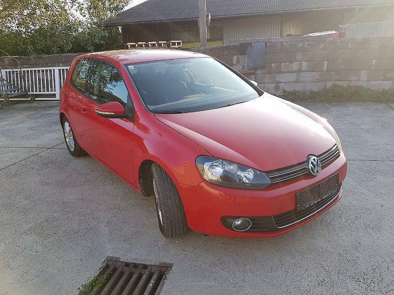154 Gebrauchte Vw Golf Vi Gebrauchtwagen Autouncle 1 4 Gebraucht Vw Golf Vi Tsi 92500 Km Klein Kompaktwagen
