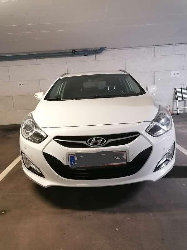 Gebraucht 2014 Hyundai i40 Premium Kombi | € 7.990 - Bild 1/4