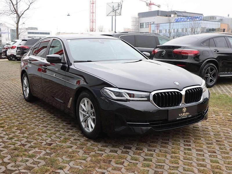 Gebraucht BMW 530 Performance 286 PS (210 kW) 2021 Schwarz Limousine