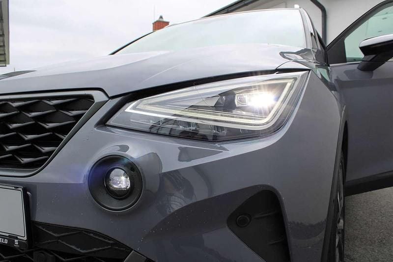 Gebraucht Seat Arona FR 95 PS (69 kW) 2025 Grau SUV