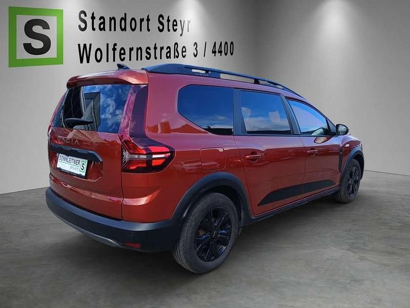 Gebraucht Dacia Jogger Extreme 141 PS (103 kW) 2024 Braun Van / Kleinbus