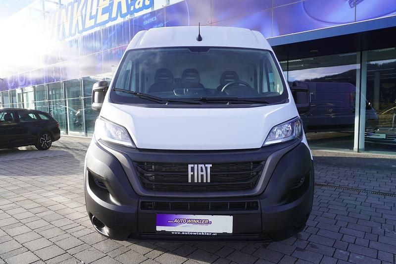Gebraucht Fiat Ducato 140 PS (102 kW) 2023 Weiss Van