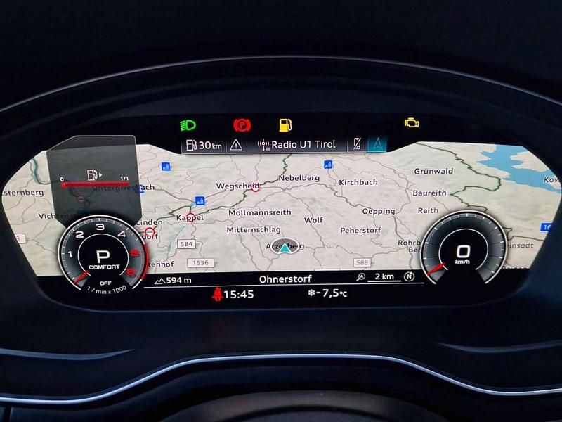 Gebraucht Audi A4 S-Line 163 PS (119 kW) 2022 Grau Kombi