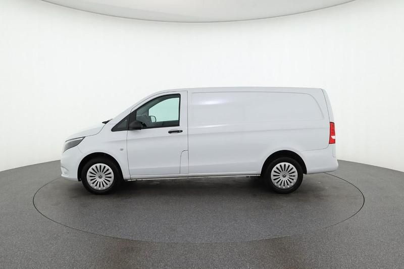 Gebraucht Mercedes Vito 136 PS (100 kW) 2021 Arktikweiß Van