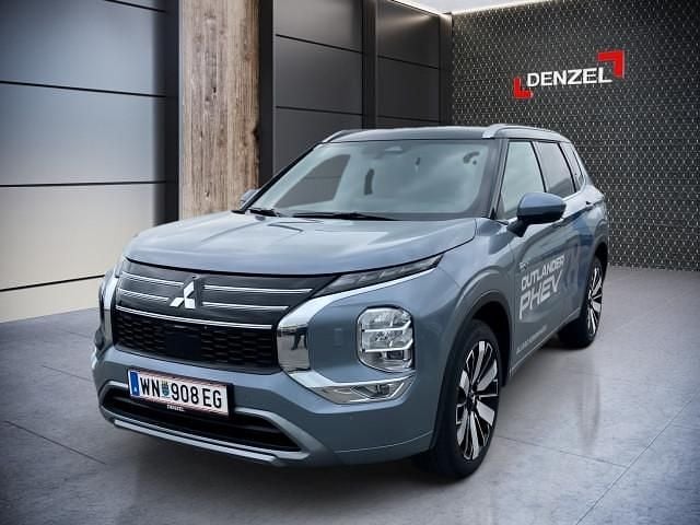 Gebraucht Mitsubishi Outlander P-HEV 136 PS (100 kW) 2025 Grau SUV