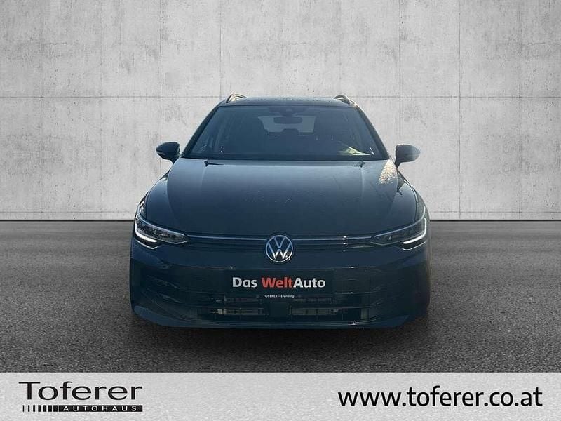 Gebraucht VW Golf VIII Life 116 PS (85 kW) 2024 Mittelgrau  normal Kombi