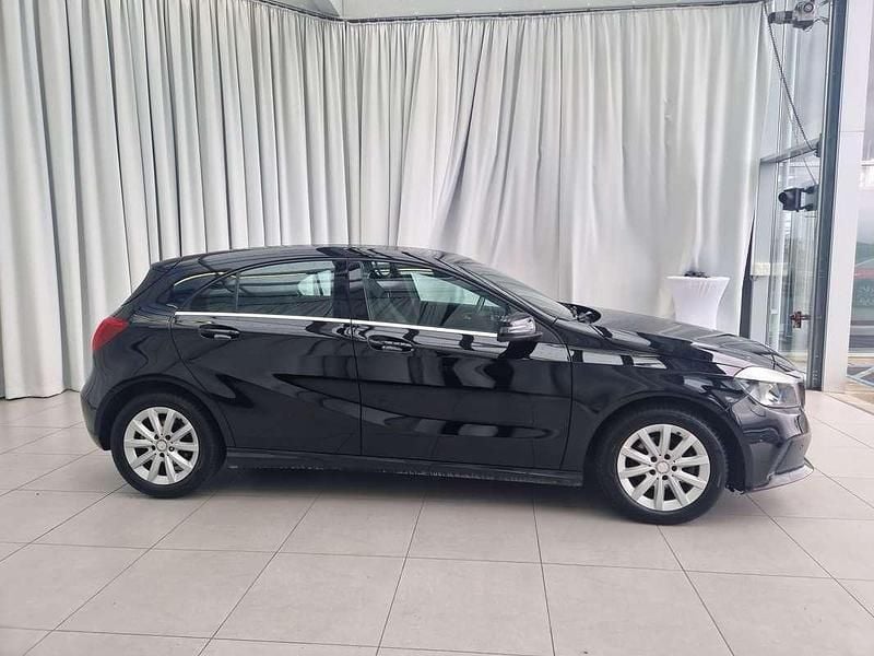 Gebraucht Mercedes A180 Style 109 PS (80 kW) 2016 Schwarz Limousine