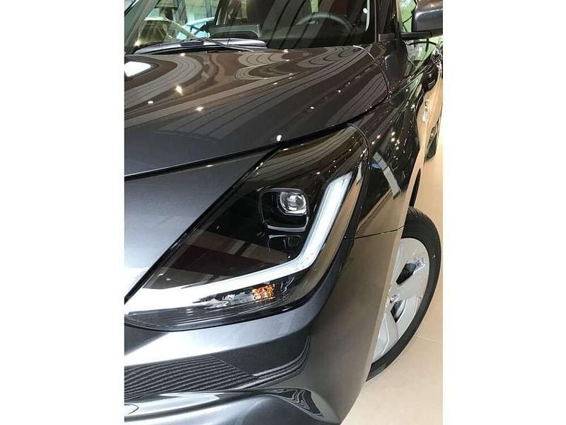 Neu Suzuki Swift 82 PS (60 kW) 2025 Grau Kleinwagen