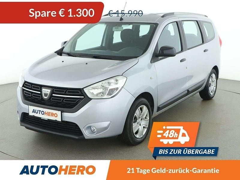 Grau Gebraucht 2021 Dacia Lodgy Comfort Van / Kleinbus | € 14.690 (Guter Preis) - Bild 1/3