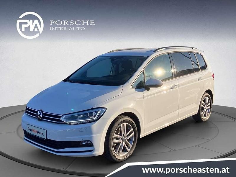 Neu VW Touran 150 PS (110 kW) 2025 Weiß Van / Kleinbus