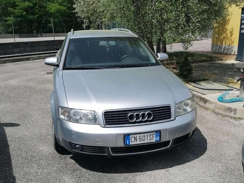 Gebraucht Audi A4 131 PS (96 kW) 2004 Silber Kombi