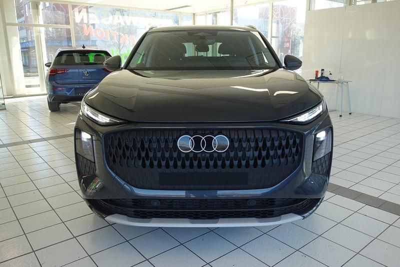 Neu Audi Q3 150 PS (110 kW) 2026 Dunkelgrau  metallic SUV