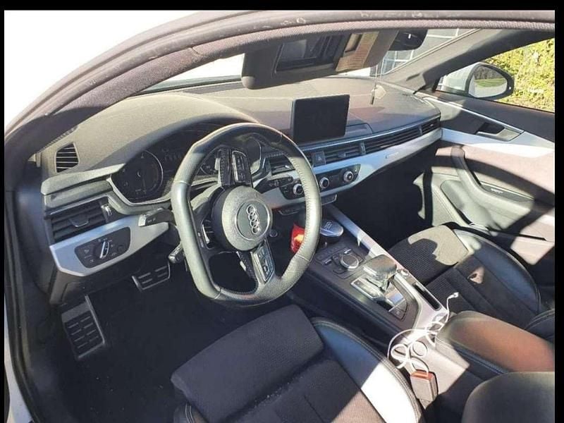 Gebraucht Audi A4 Sport 190 PS (139 kW) 2017 Weiß Kombi