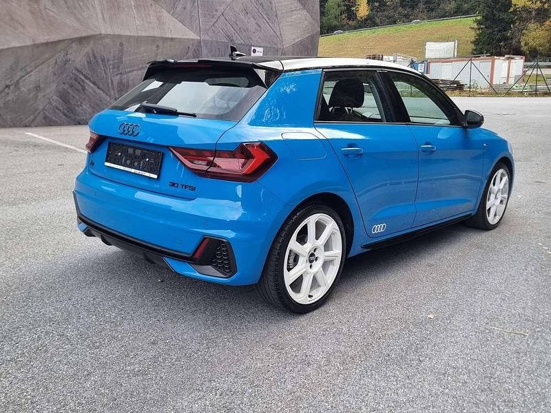 Gebraucht Audi A1 Sportback Edition .1 116 PS (85 kW) 2019 Blau Kleinwagen