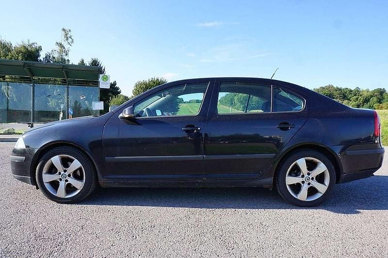 Gebraucht Skoda Octavia Elegance 105 PS (77 kW) 2006 Schwarz Limousine