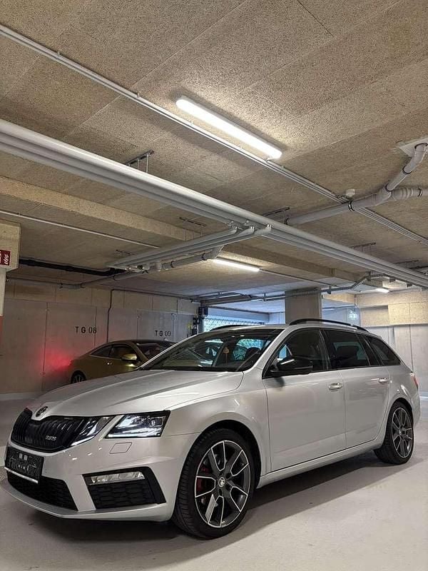 Gebraucht 2017 Skoda Octavia RS Kombi | € 16.690 (Fairer Preis) - Bild 1/4