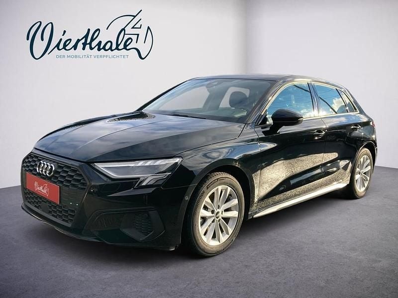 Schwarz metallicperleffektno Gebraucht 2021 Audi A3 Ambiente Limousine | € 21.450 (Fairer Preis) - Bild 1/4