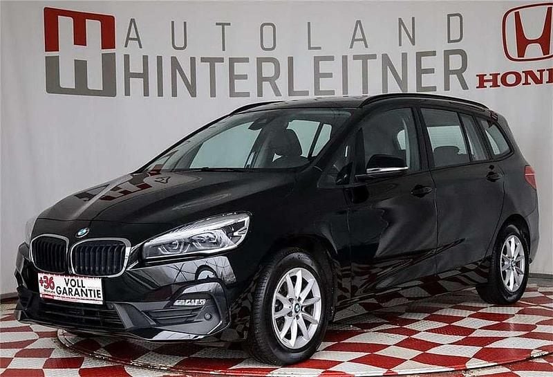Schwarz Gebraucht 2018 BMW 216 Advantage Kombi | € 15.850 - Bild 1/4