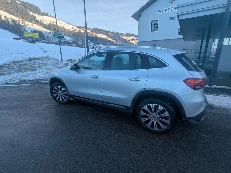 Gebraucht Mercedes EQA300 167 kW (228 PS) 2023 Silber SUV