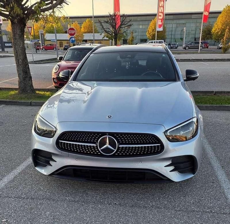 Gebraucht Mercedes E300 194 PS (142 kW) 2023 Grau Kombi