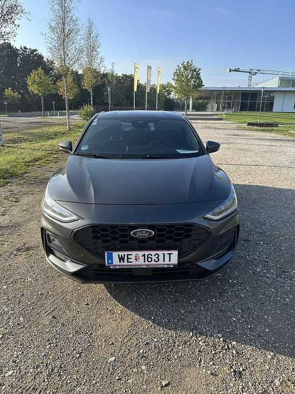 Gebraucht Ford Focus ST-Line 125 PS (91 kW) 2023 Limousine