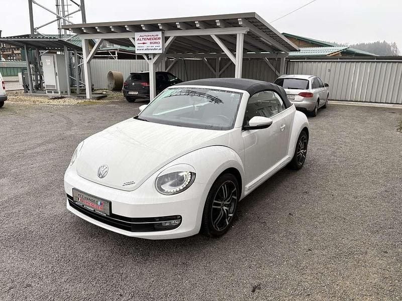 Gebraucht VW Beetle Cabriolet Design 105 PS (77 kW) 2013 Weiß Cabrio