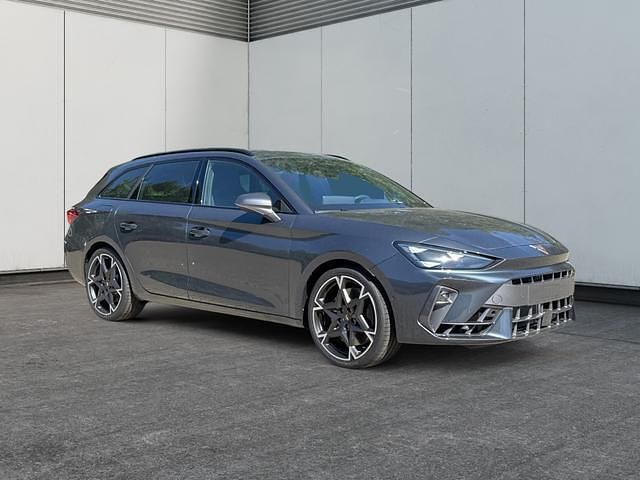 Neu Cupra Leon 333 PS (244 kW) 2025 Kombi