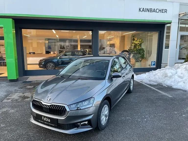 Neu Skoda Fabia Selection 95 PS (69 kW) 2026 Mittelgrau  metallic Kleinwagen