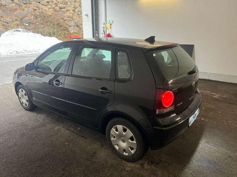 Gebraucht VW Polo Comfortline 60 PS (44 kW) 2008 Schwarz Kleinwagen