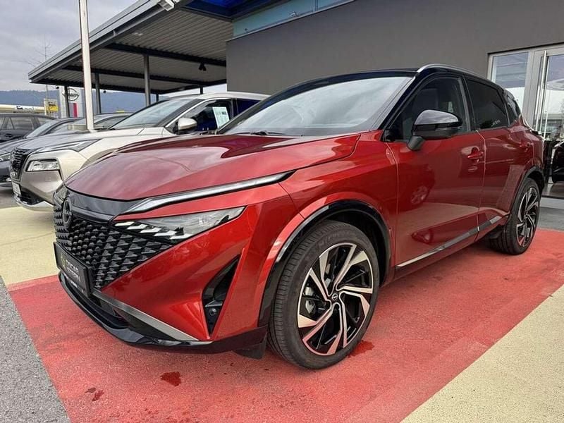 Rot Gebraucht 2024 Nissan Qashqai Tekna+ SUV | € 42.990 - Bild 1/4