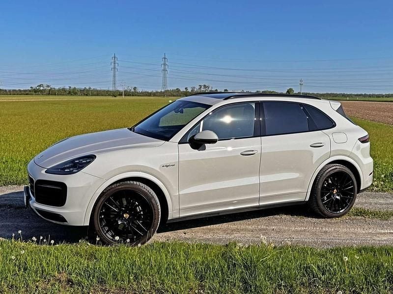Gebraucht 2022 Porsche Cayenne SUV | € 85.000 - Bild 1/4