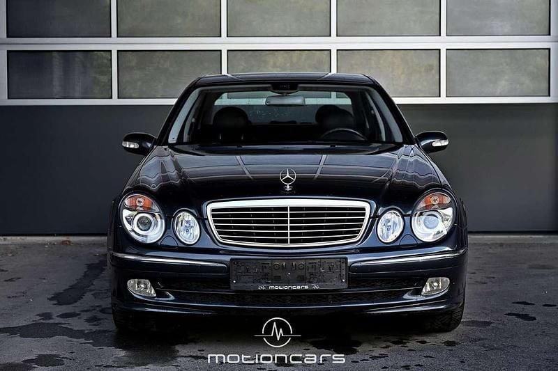 Gebraucht Mercedes E270 177 PS (130 kW) 2002 Blau Limousine