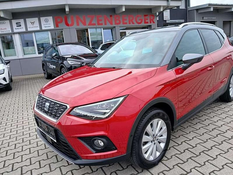 Mittelrot metallic Gebraucht 2018 Seat Arona XCELLENCE SUV | € 13.950 (Teuer) - Bild 1/4