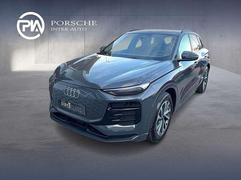 Gebraucht Audi Q6 e-tron Ambiente 284 kW (387 PS) 2024 Hellgrau  metallic SUV
